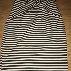 Black and white strip pencil skirt